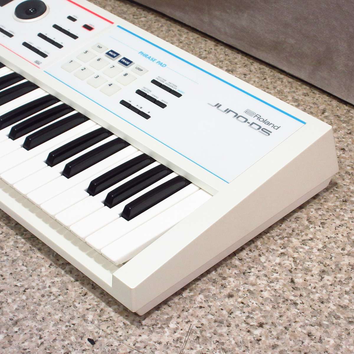 Roland JUNO-DS61W -ホワイト-ver.2.10-