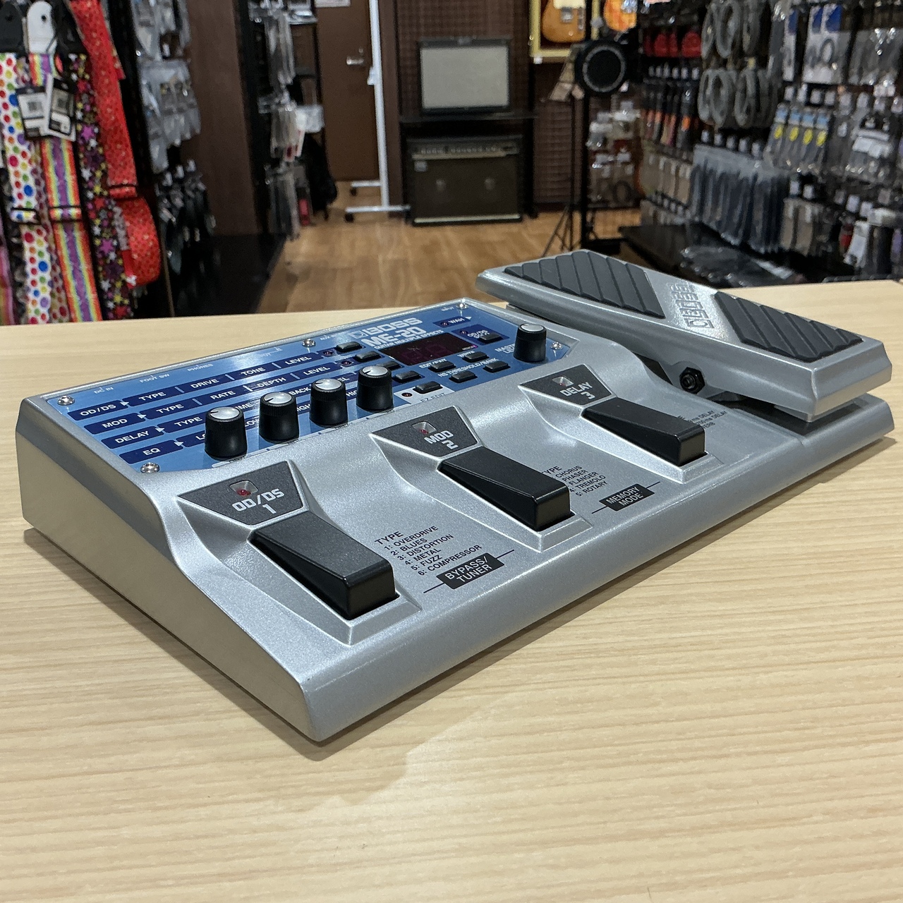 BOSS ME‐20 マルチエフェクター Amazon | BOSS ME-20 GUITAR MULTIPLE EFFECTS ボス ギター用