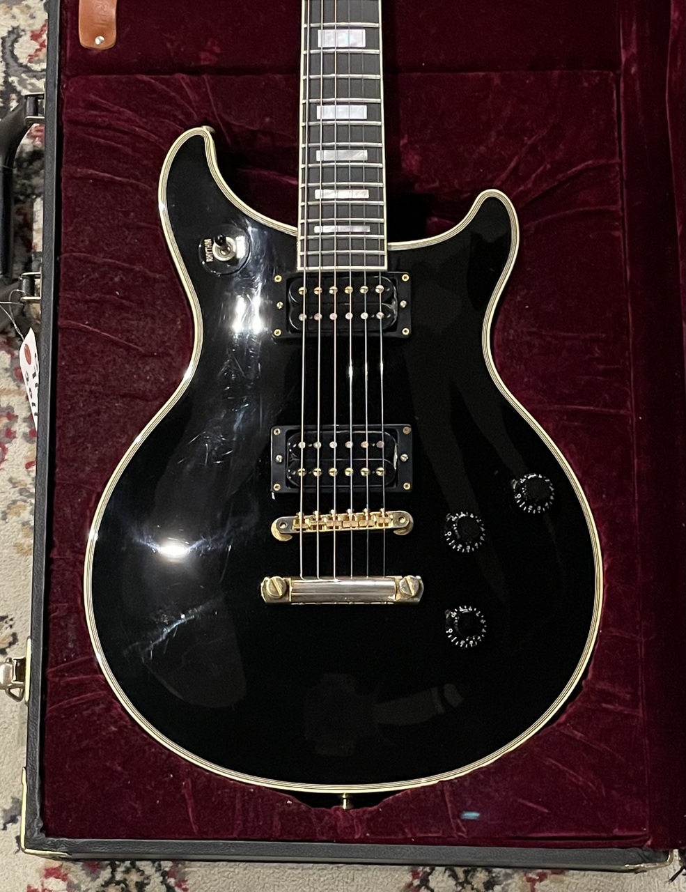 Gibson Custom Shop Tak Matsumoto DC Custom Ebony 2nd Edition