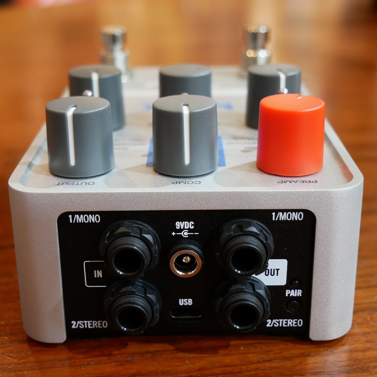 UAFX MAX プリアンプ/デュアルコンプレッサー UAFX Max Preamp & Dual Compressor - Universal Audio | Hookup