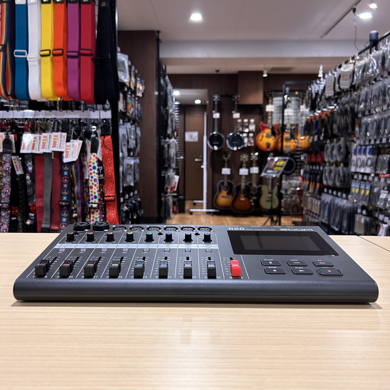 ZOOM R20（中古）【楽器検索デジマート】