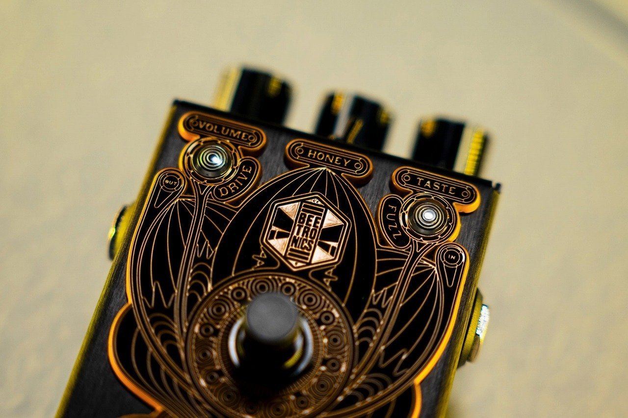 最低価格の Beetronics NECTAR ファズ オーバードライブ Sweetener Tone ギター