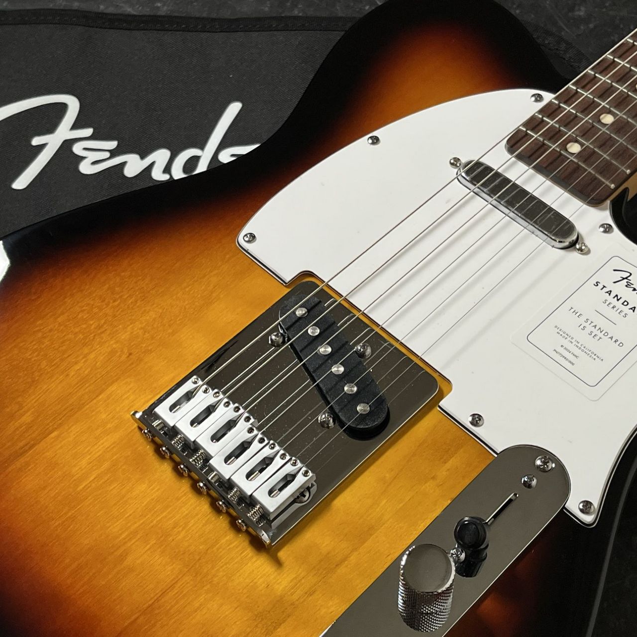Fender Standard Telecaster 3-Color Sunburst エレキギター