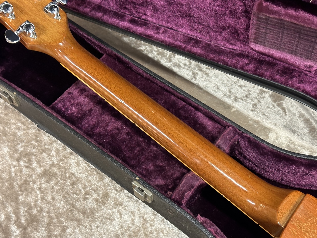 Gibson 1974 Les Paul Deluxe Gold Top Left Hand【4.59kg