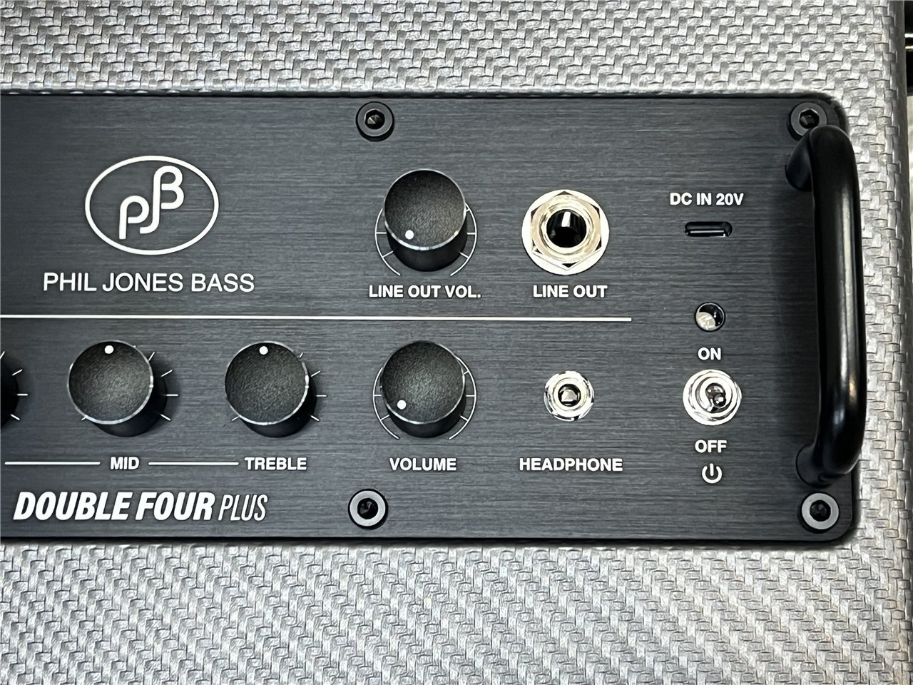 Phil Jones Bass Double Four ベース用アンプ Double Four | PHIL JONES BASS