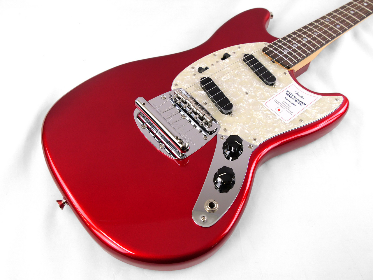 Fender Made in Japan Traditional '70s Mustang 2025 (Candy Apple
