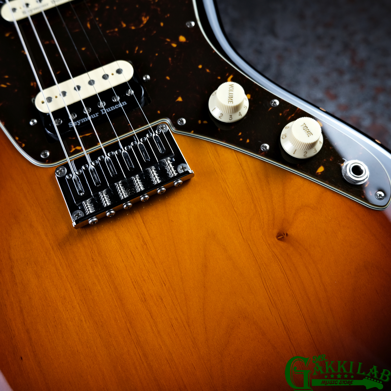 EDWARDS E-Trickster / 3 Tone Sunburst【3.45kg】【直筆サイン