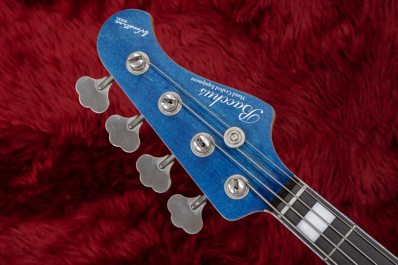 まりい】Bacchus エレキベース ブルー まりい】Bacchus エレキベース