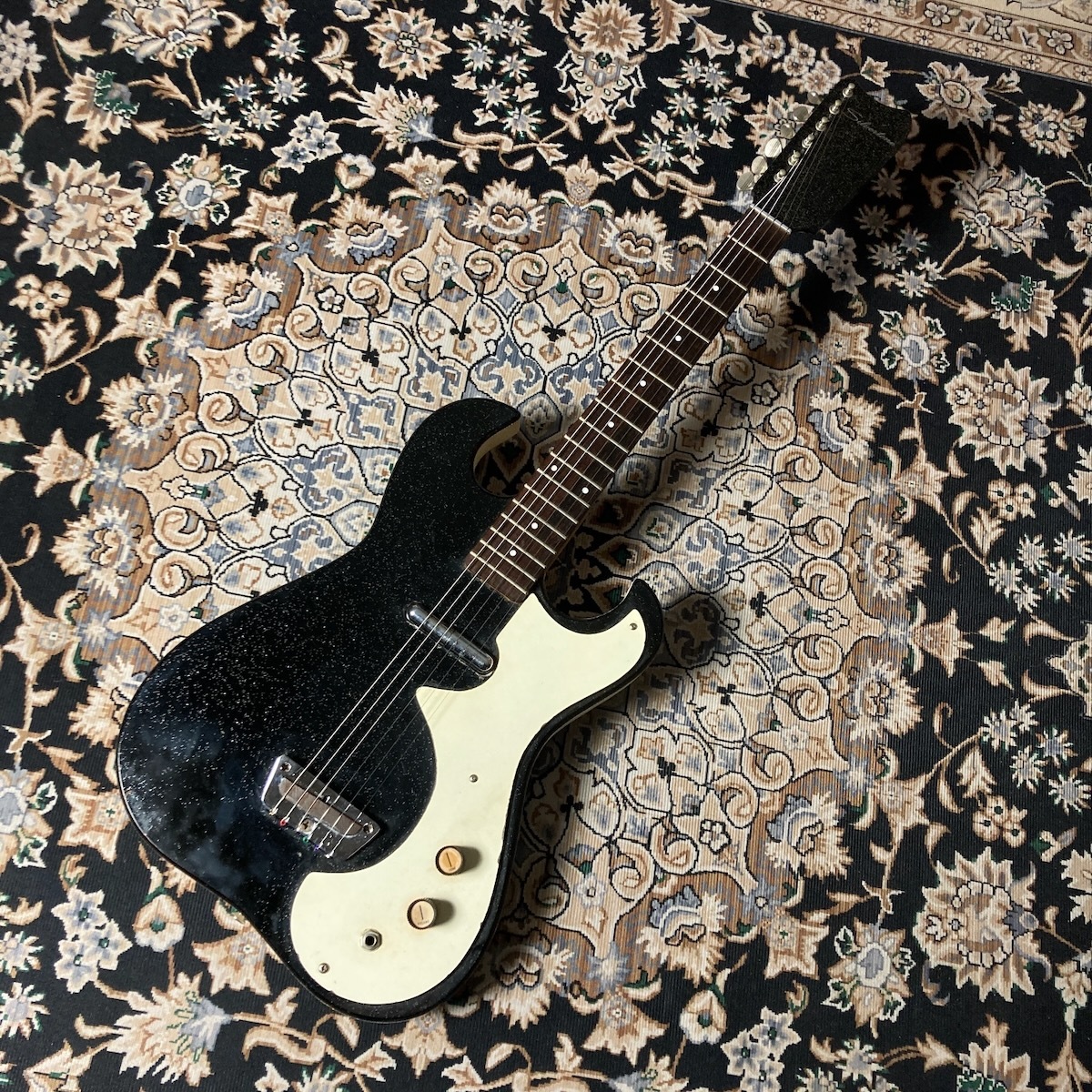 Silvertone 1448 ビンテージ エレキギター SILVERTONE 1448 GUITAR – VintageSilvertones