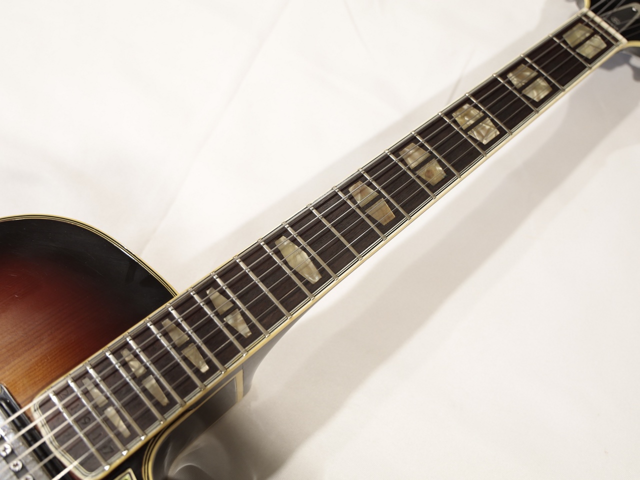 YAMAHA AE11 【返品OK】[XL147]【神戸店在庫】（中古/送料無料）【楽器