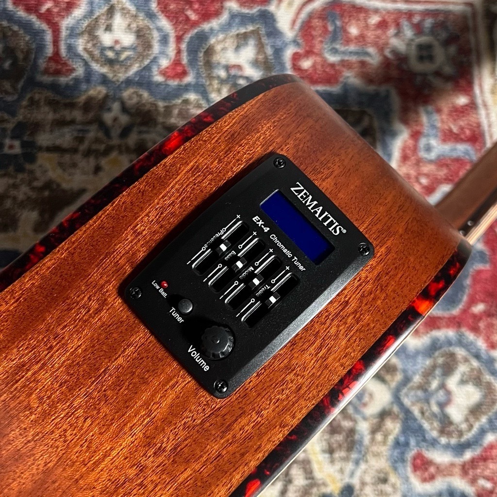 Zemaitis CAG-90FCW AB エレアコギター ピックアップ搭載