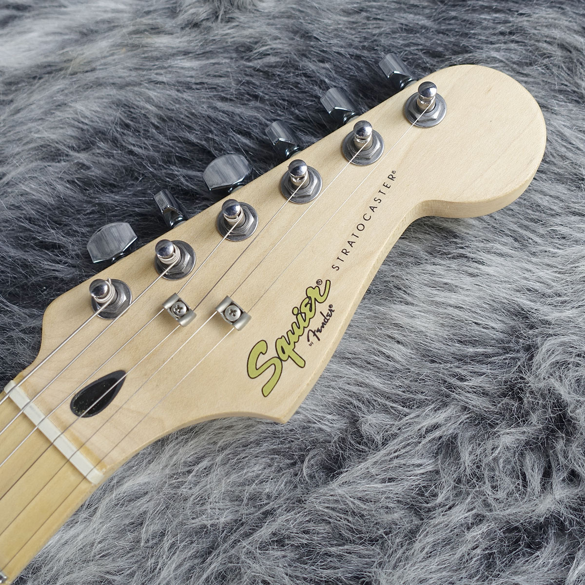 Squier by Fender Deluxe Stratocaster / Pearl White（中古）【楽器