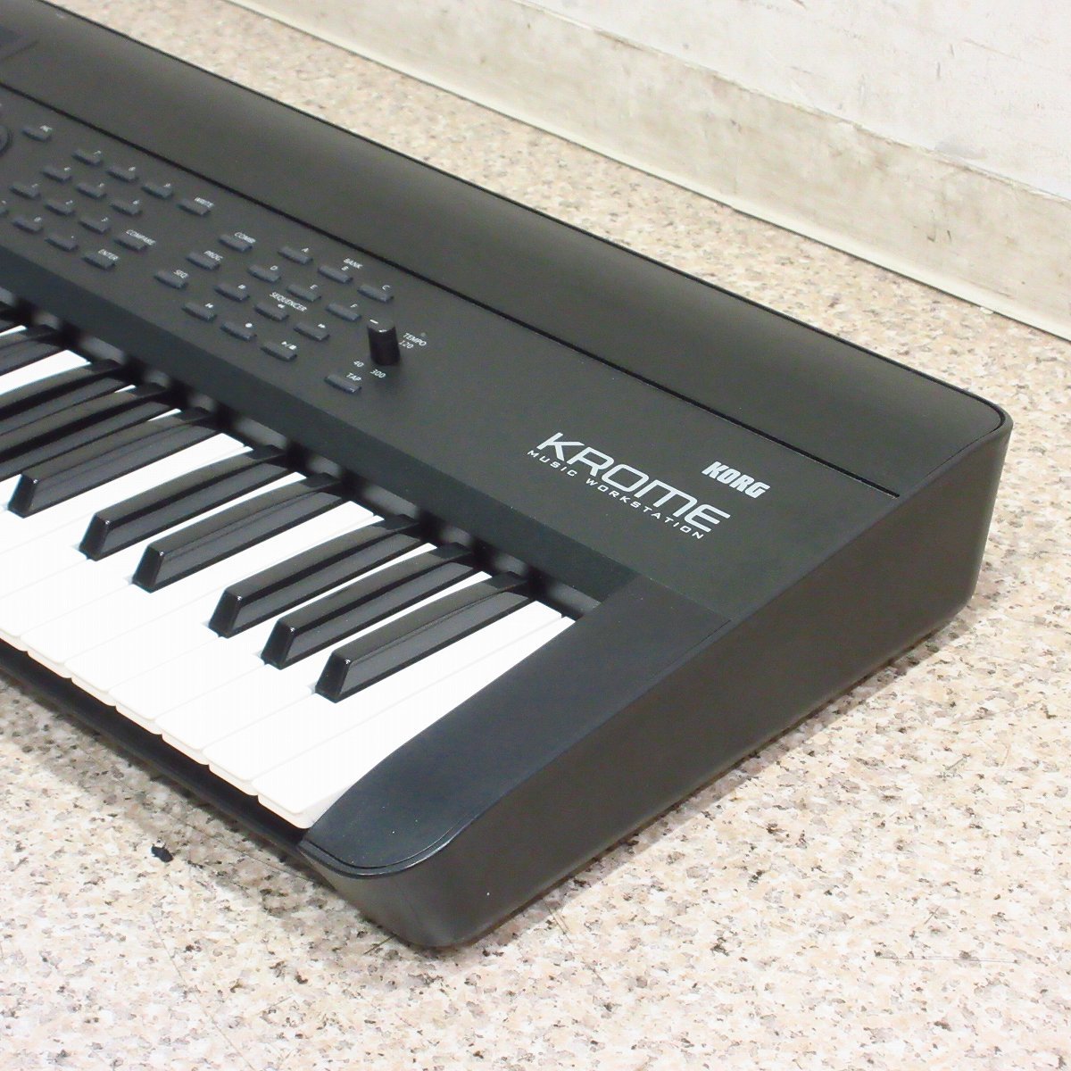 KORG KROME-73 -ver.1.03- 