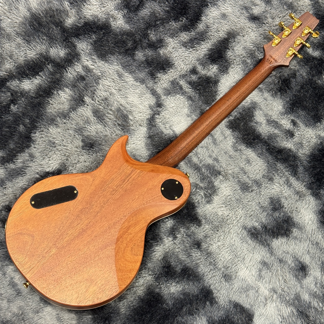 Aria Pro II PE-600MH STBR(Stained Brown), Open-Pore Finish（新品