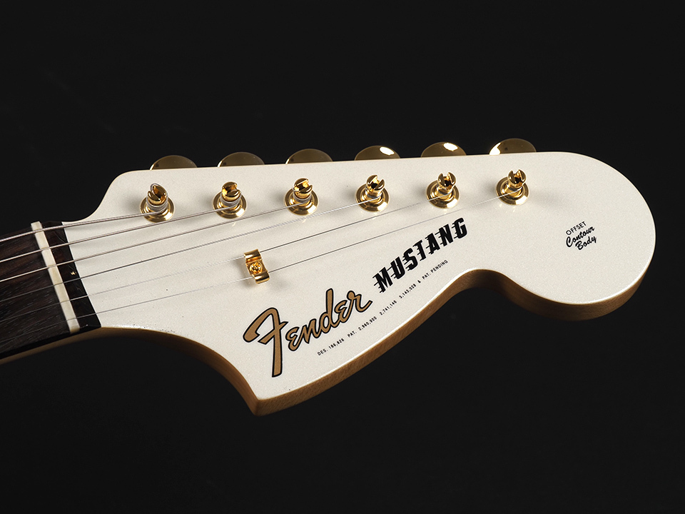 Fender 60s Mustang 2025年限定モデル ゴールドパーツ Fender 60s Mustang 2025年限定モデル ゴールドパーツ Made in