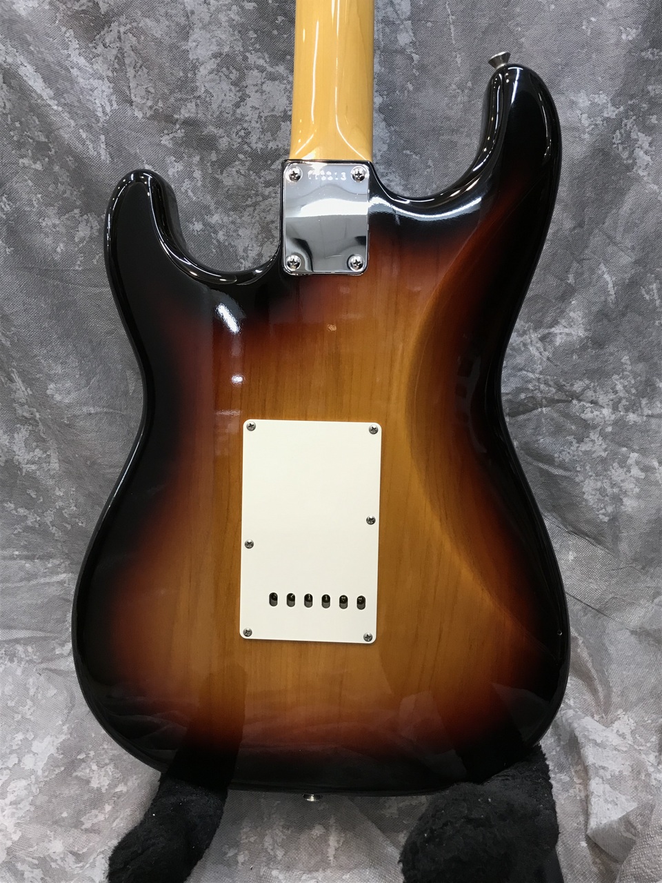 Amazon.co.jp: J.W. Black Guitars JWB-JP-S Maple/Alder