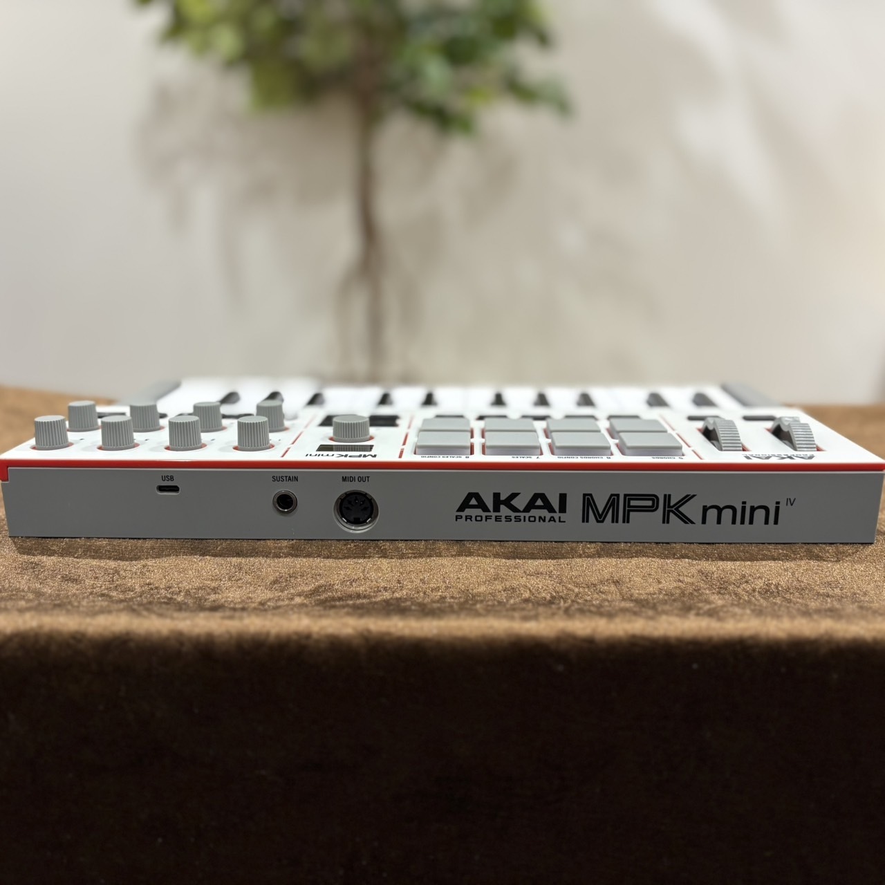 AKAI 《新製品 / 迅速発送！》MPK Mini IV Grey MIDIキーボード