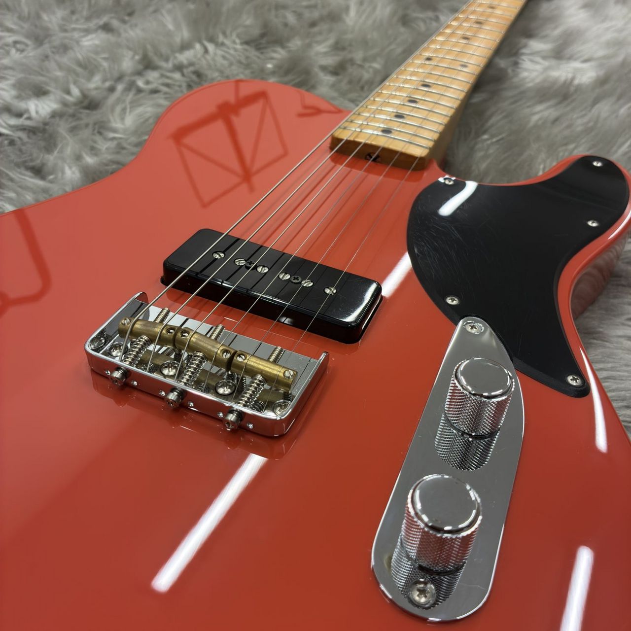 Fender 【中古】Noventa Telecaster Maple Neck Fiesta Red（中古/送料