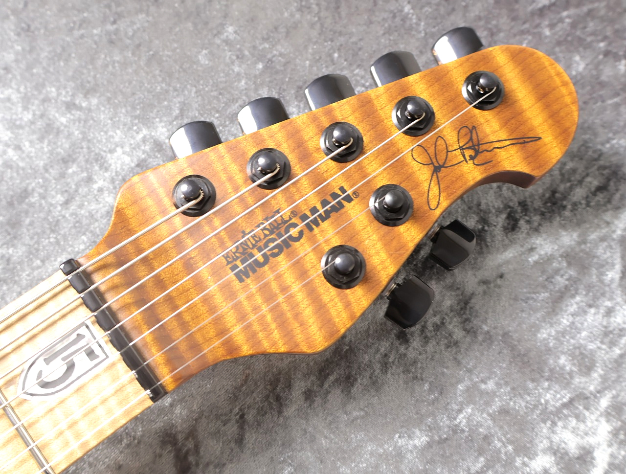 MUSIC MAN JP15-7 Quilt Top Ultramarine #K09555【激杢キルト&バリ虎