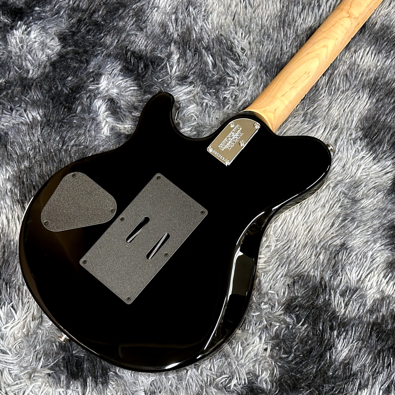 MUSIC MAN KID Limited Axis Trans Red Quilt Mutching Head