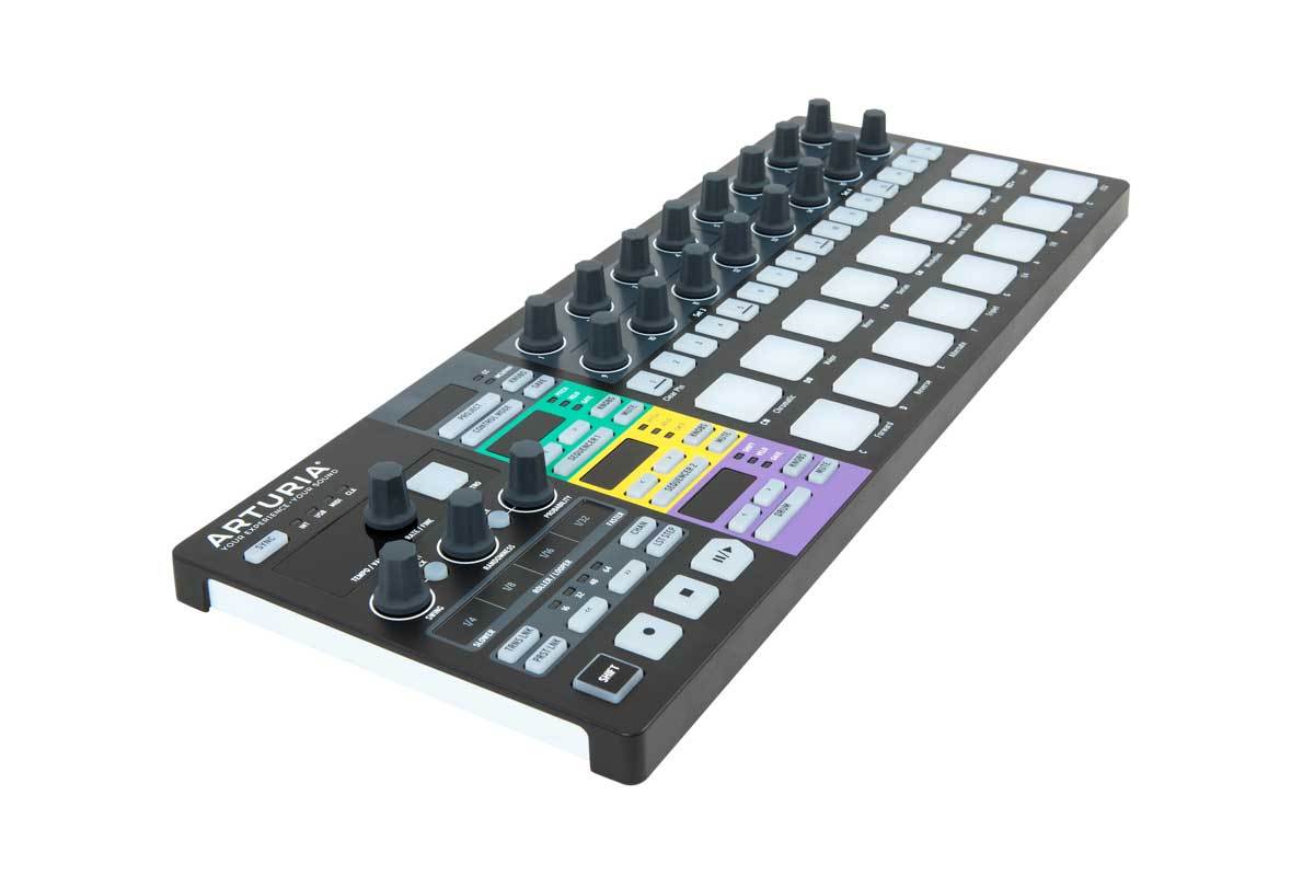 Arturia BEATSTEP PRO BLACK EDITION W/CABLE 【数量限定 商品】【WEBSHOP】（新品/送料無料）【楽器検索デジマート】