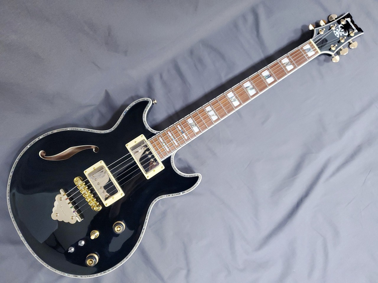 Ibanez AR520H Black（新品特価）【楽器検索デジマート】
