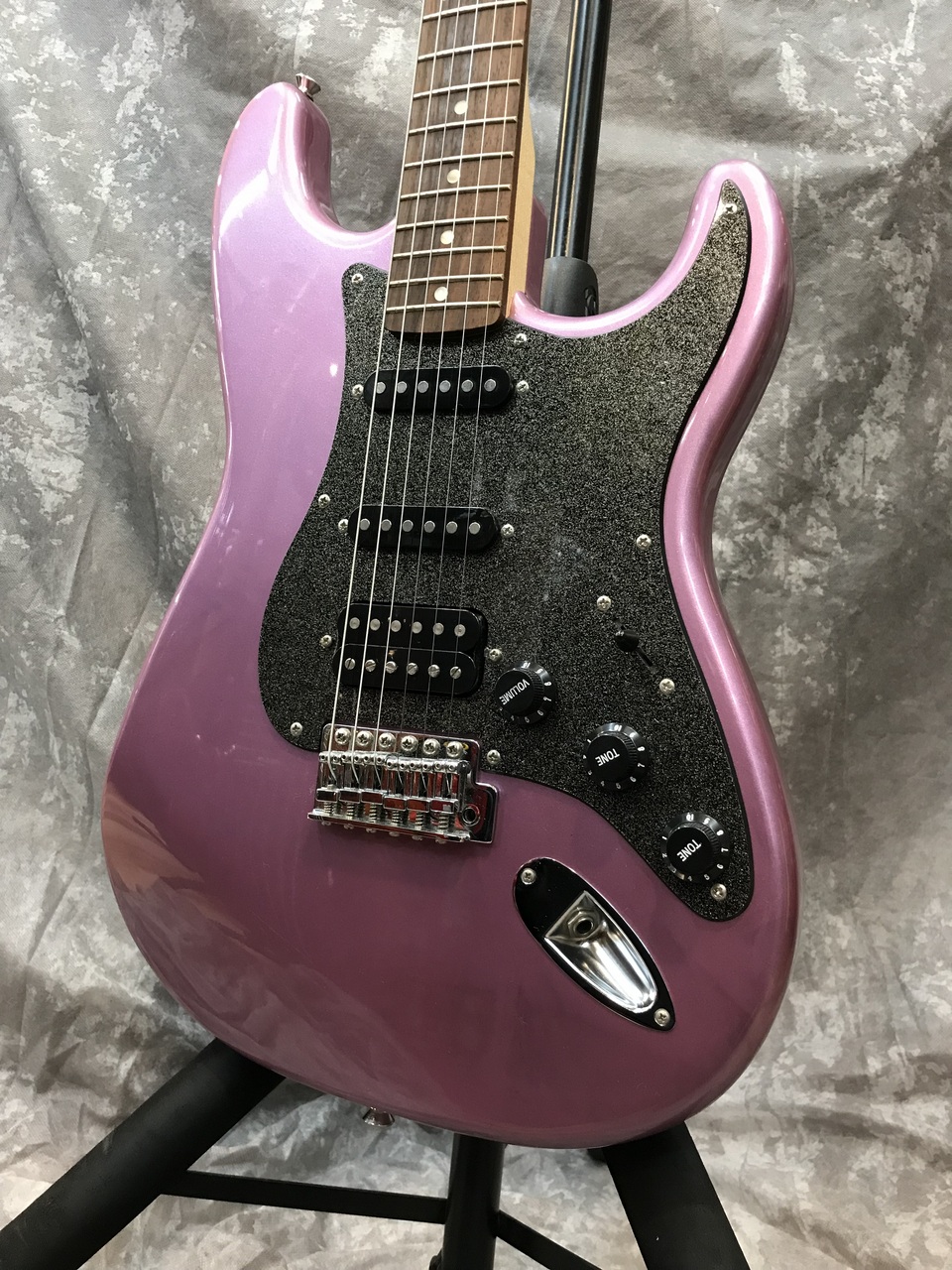 Squier by Fender Affinity Stratocaster HSS（中古）【楽器検索