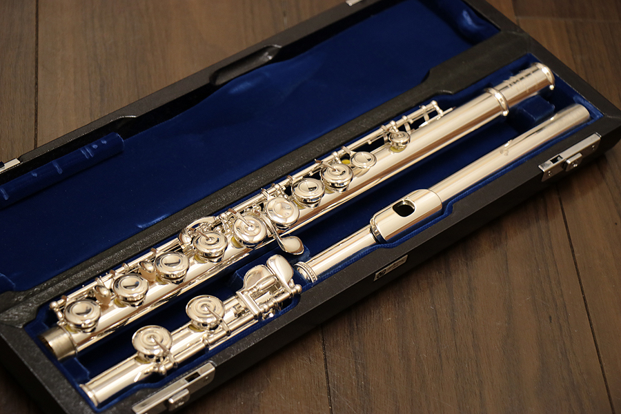 【匿名配送】Muramatsu フルート 銀製 ケース付き　頭部菅銀製 匿名配送】Muramatsu フルート 銀製 ケース付き 頭部菅銀製 ムラマツ