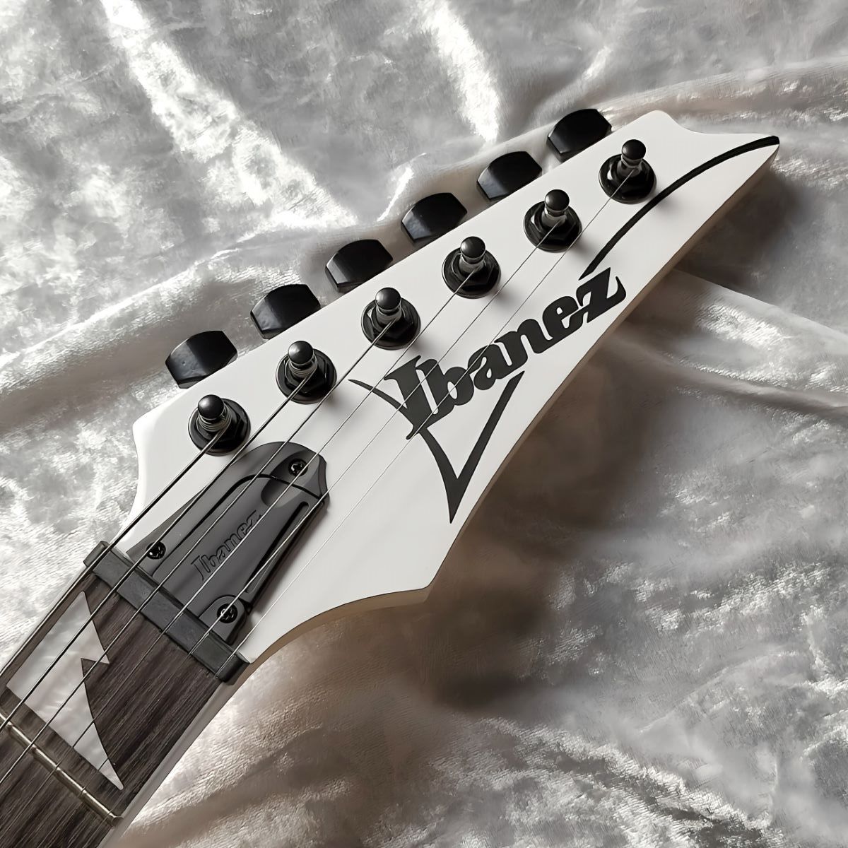 Ibanez RGV250 WH ホワイト エレキギター ストラトキャスタータイプ（新品/送料無料）【楽器検索デジマート】