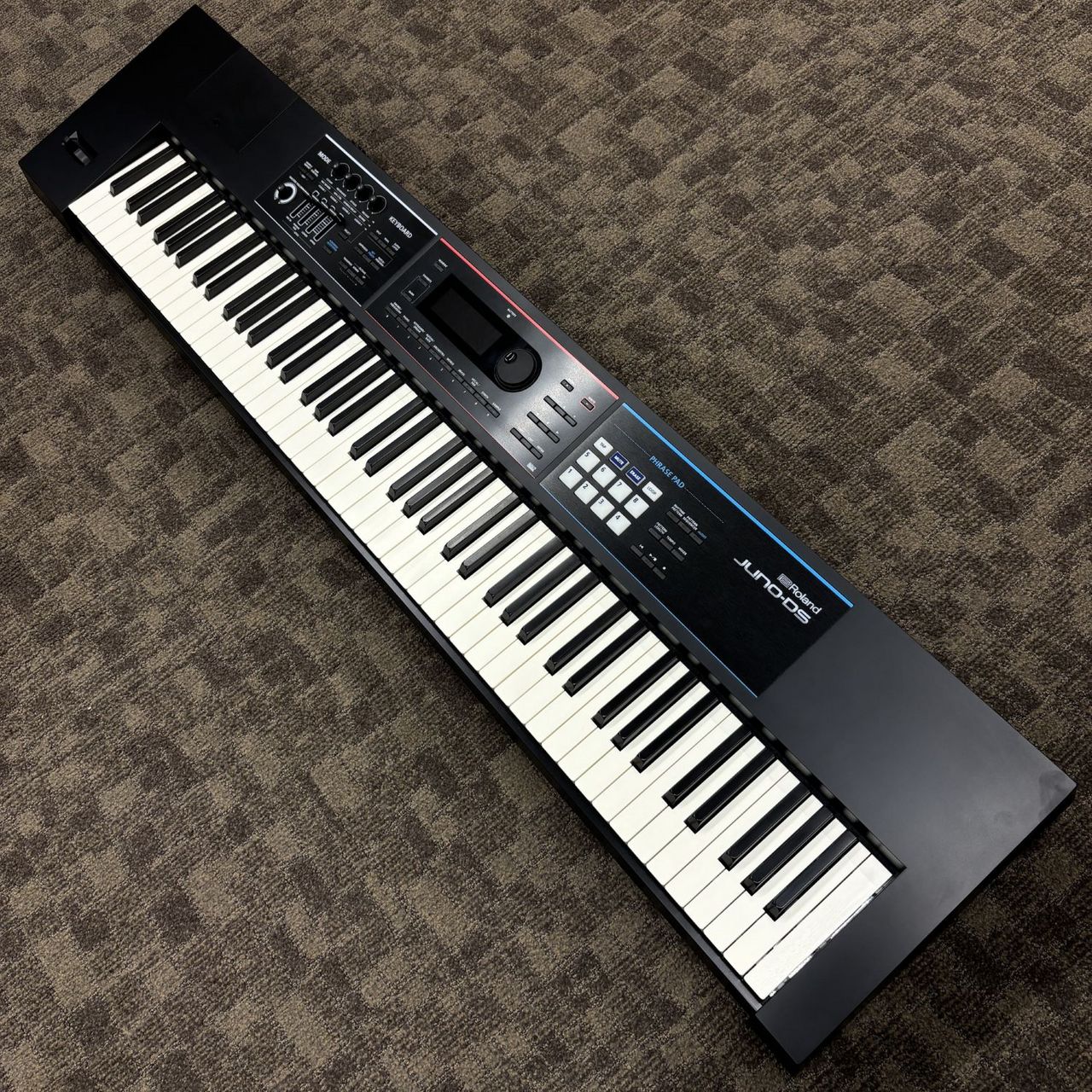 Roland JUNO-DS88【現物画像】（中古/送料無料）【楽器検索デジマート】
