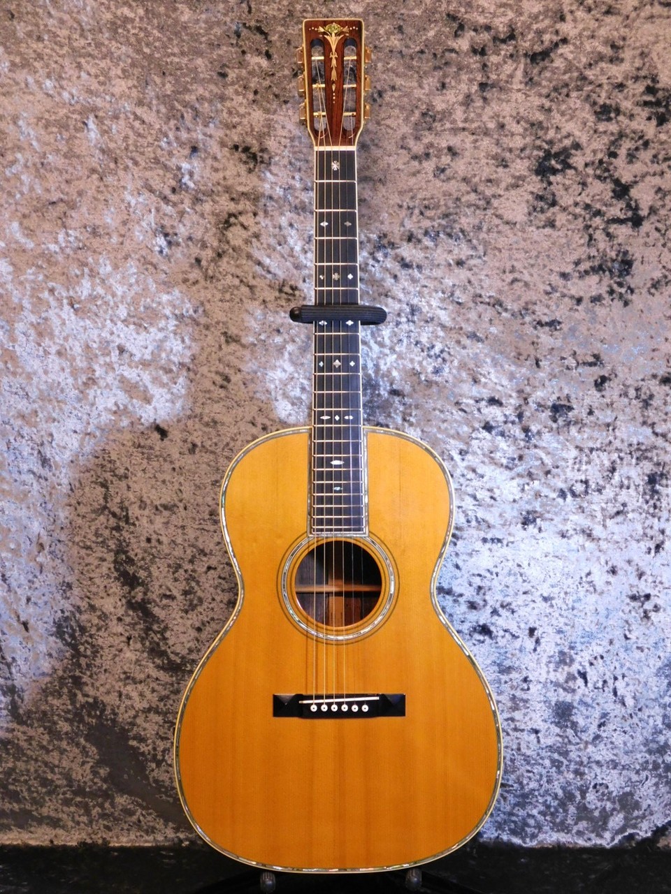 SHENANDOAH by Martin M000-45V 