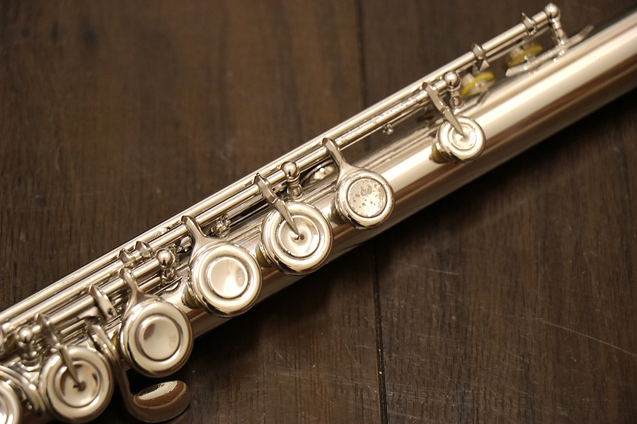 YAMAHA フルート YFL-511 菅体全て銀製 YAMAHA フルート YFL-511 菅体全て銀製