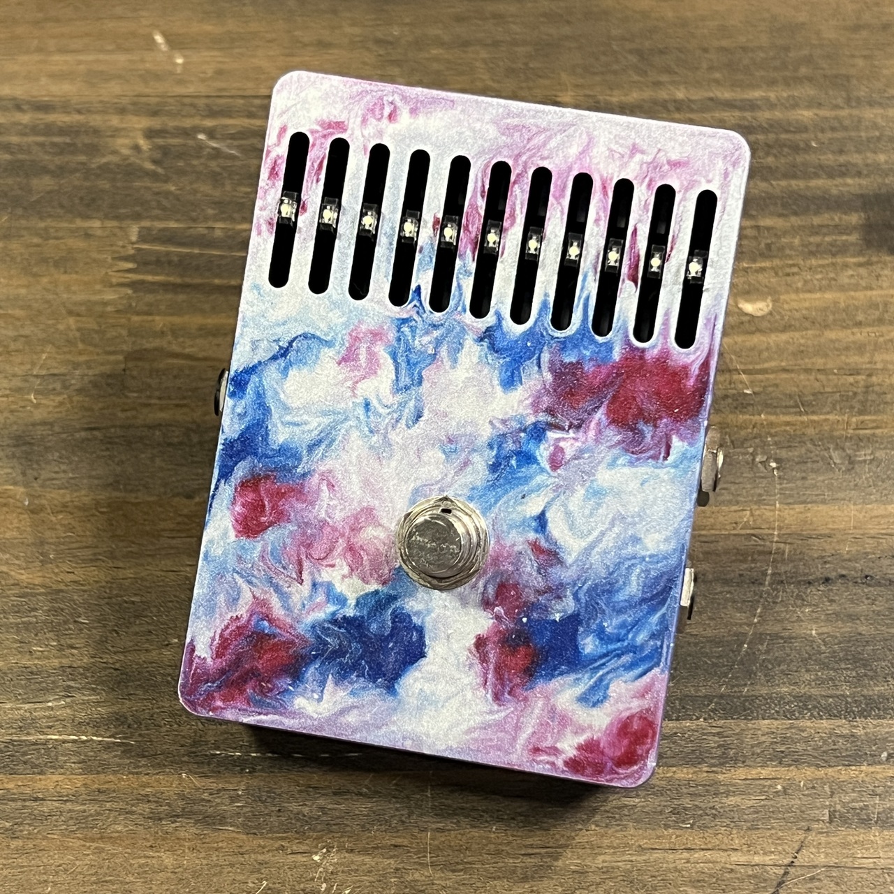 【新品・未使用・レア】Leqtique 10 Band EQ Leqtique 10BAND EQ（中古）【楽器検索デジマート】