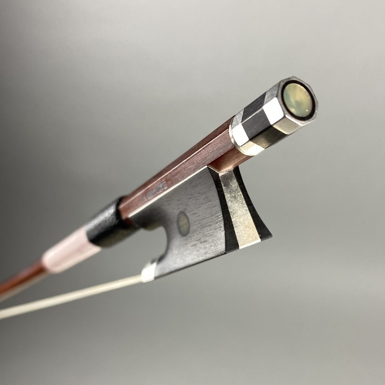 ⭐︎期間限定お値下げ中⭐︎【美品】アルシェ プルマージュ バイオリン弓4/4 4/4 バイオリン弓 Archet Plumage アルシェ プリマージュ