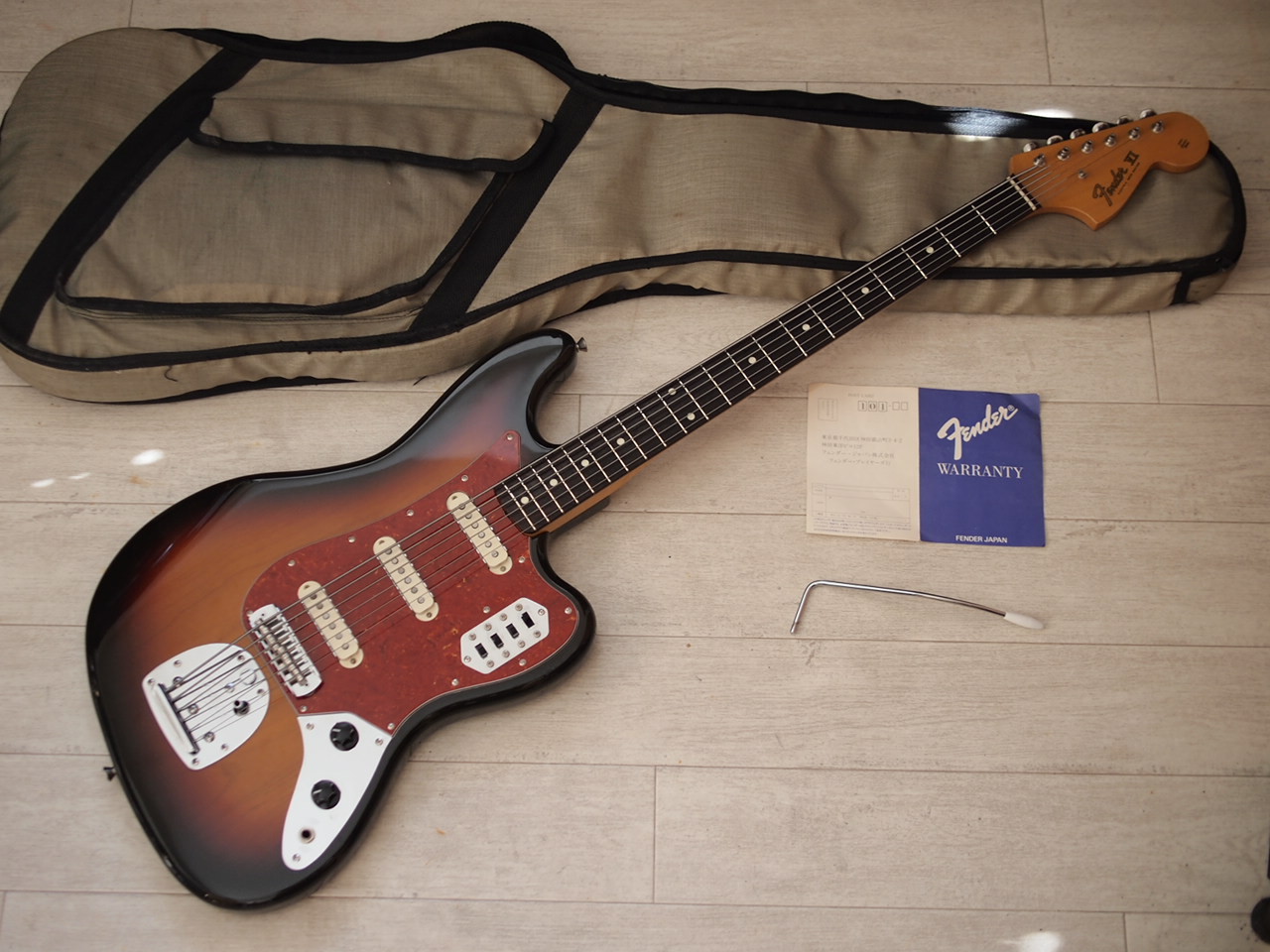 Fender Japan Custom Edition - Bass Ⅵ - 3-Tone Sunburst（中古/送料 