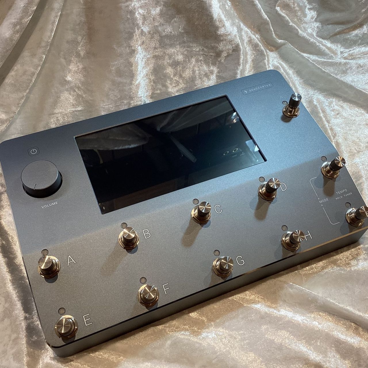 Neural DSP 【現物画像】Quad Cortex（中古/送料無料）【楽器検索