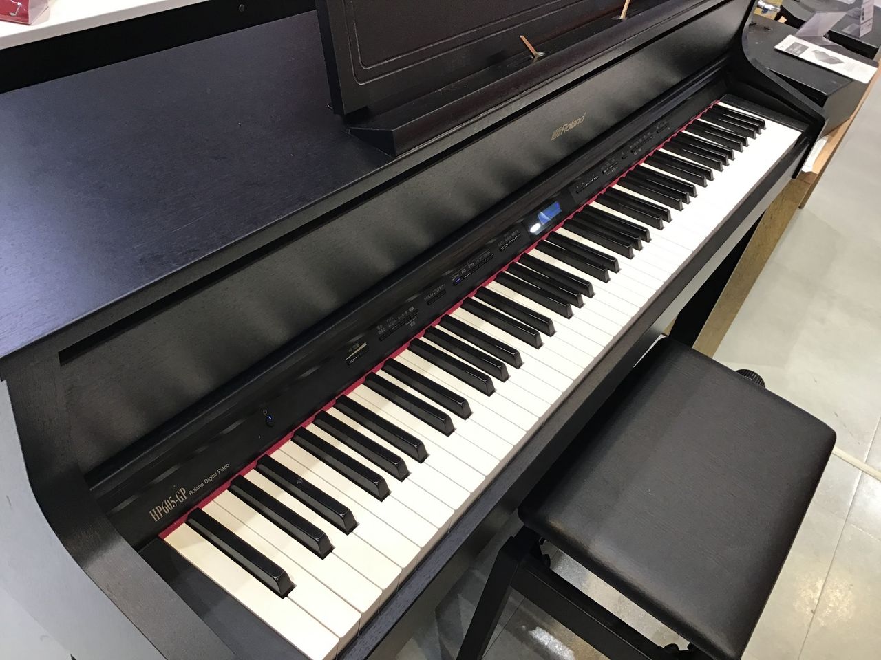 Roland HP605GP（中古）【楽器検索デジマート】