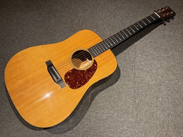 Martin D-18 Standsrd 2021年製 AF24353-2_720x.jpg?v=1726339602