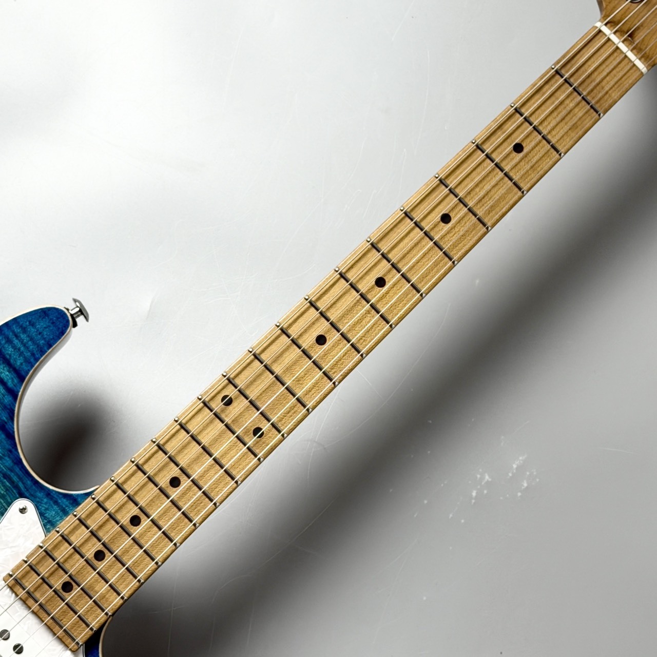 Suhr Standard Plus -Aqua Blue Burst- 【美品中古】【柾目ネック