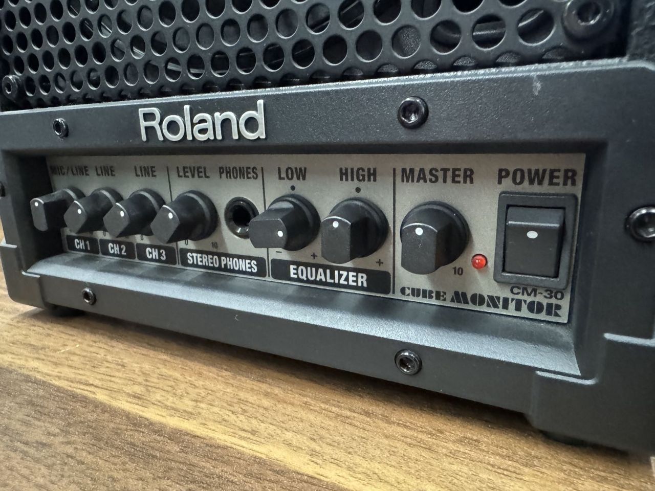 Roland CM-30 モニタースピーカー 小規模ライブPA（B級特価/送料無料