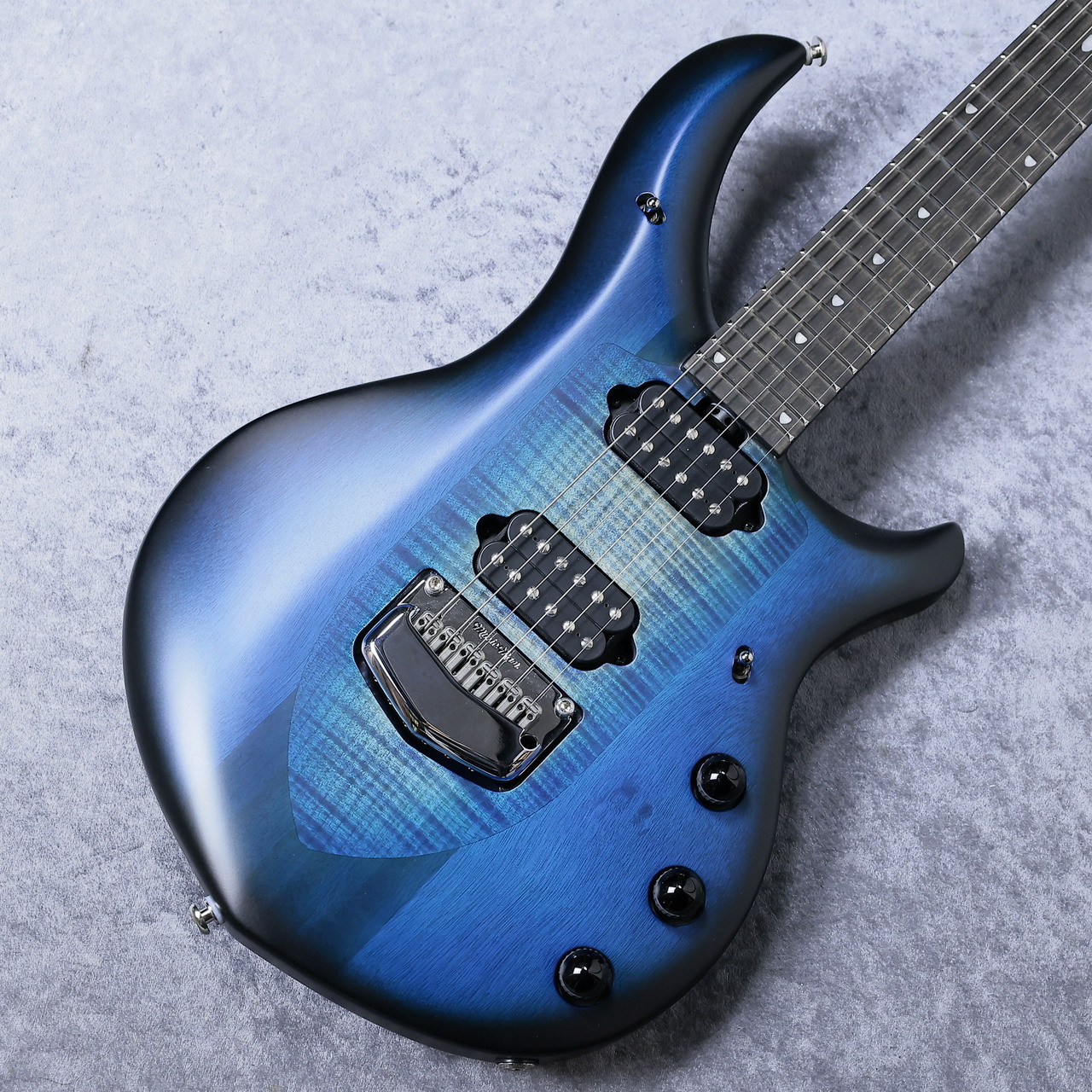 MUSIC MAN Majesty 6「Blue Silk」【6弦】 祝!DREAM THEATER結成