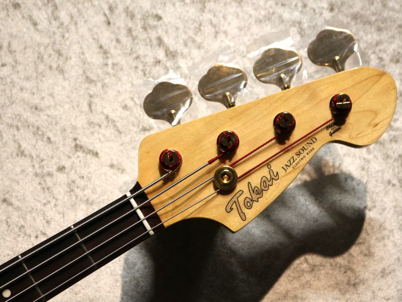 Tokai 【ピックガードモディファイ!!】AJB-101G -See Trough Black