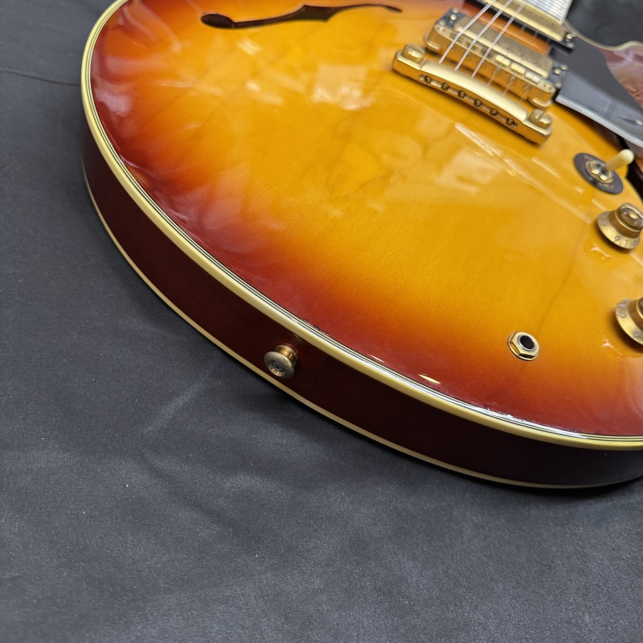 セミアコ 詳細不明 F&G Daniels SA (セミアコ)（中古）【楽器検索デジマート】
