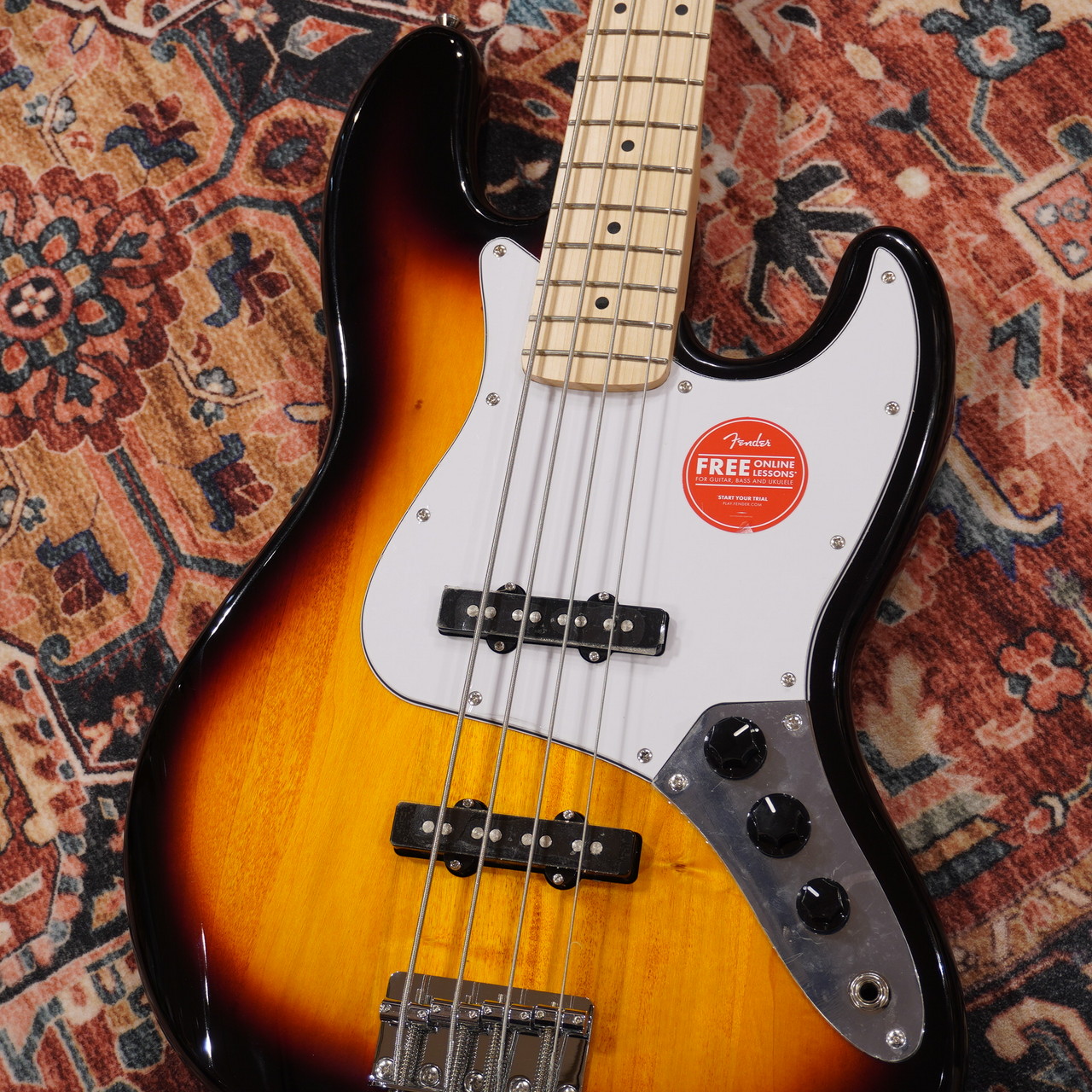 Squier by Fender Affinity Series Jazz Bass 3-Color Sunburst