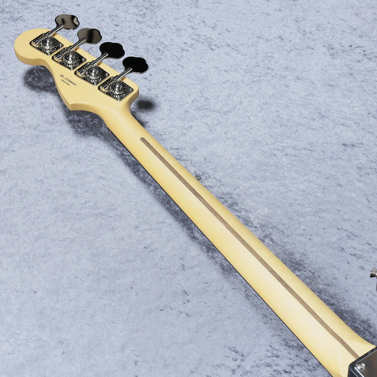 Fender Made in Japan Limited Jazz Bass RAW ASH - Black