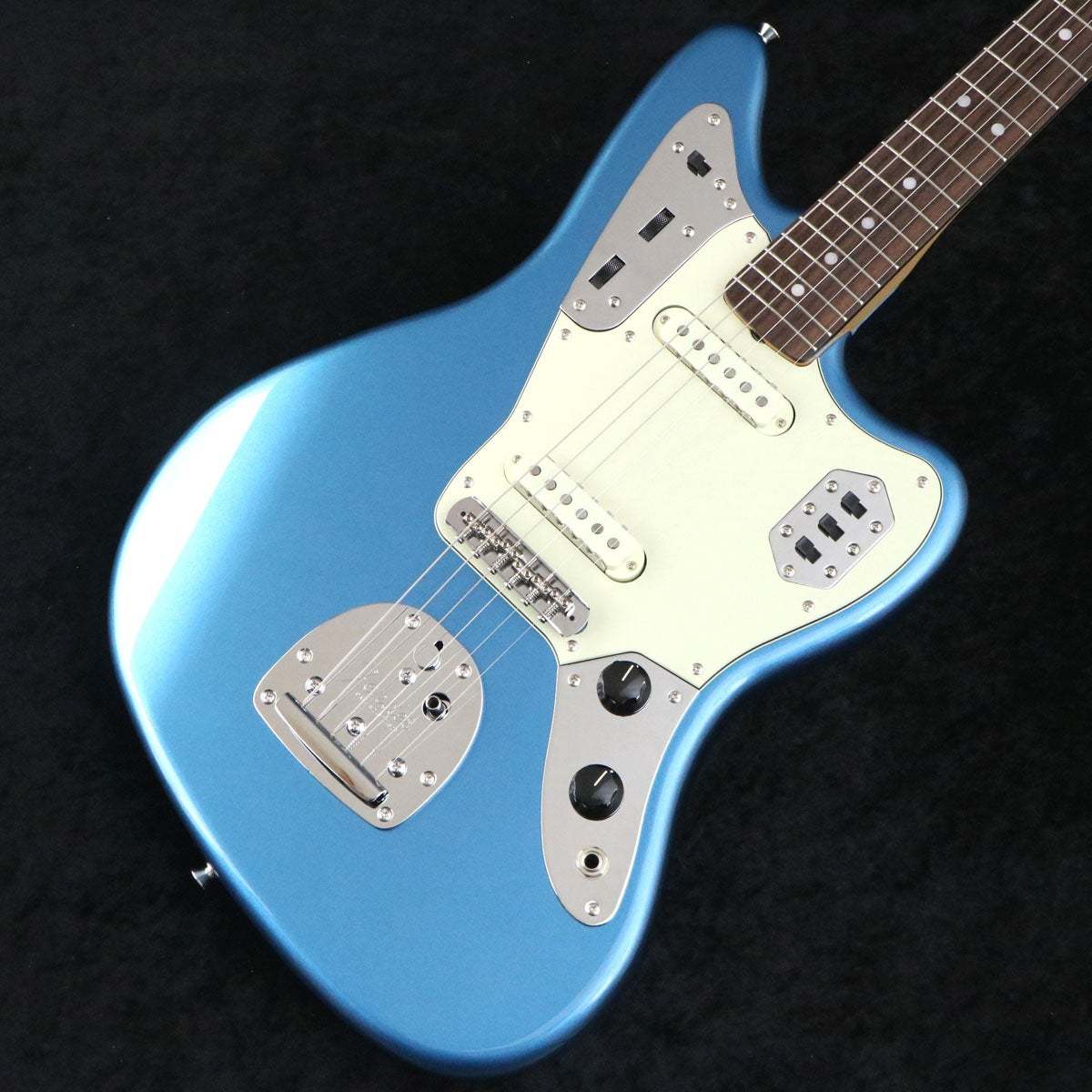 Fender FSR Collection 2024 Traditional 60s Jaguar Lake Placid Blue