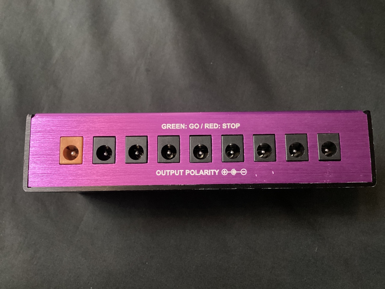 VITAL AUDIO ( バイタルオーディオ ) POWER CARRIER VA-R8 送料