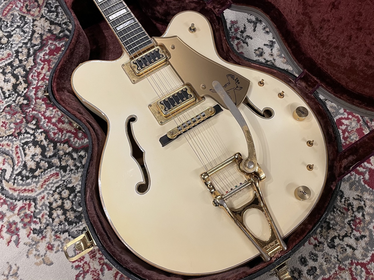 モラレス60年代 製造 セミアコ ホワイトファルコン ジャパン