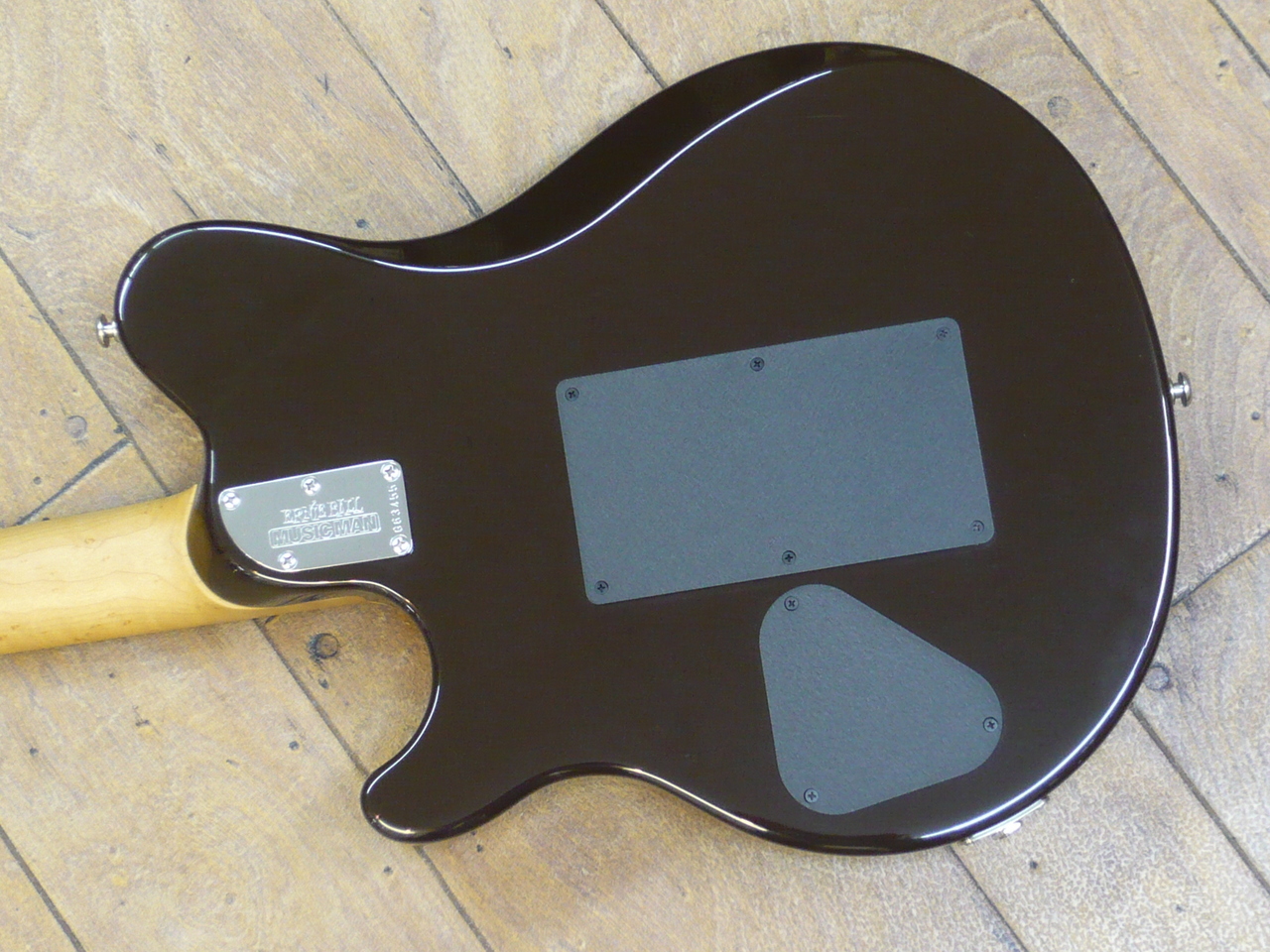 MUSIC MAN AXIS Tribute 20th Anniversary（中古）【楽器検索デジマート】