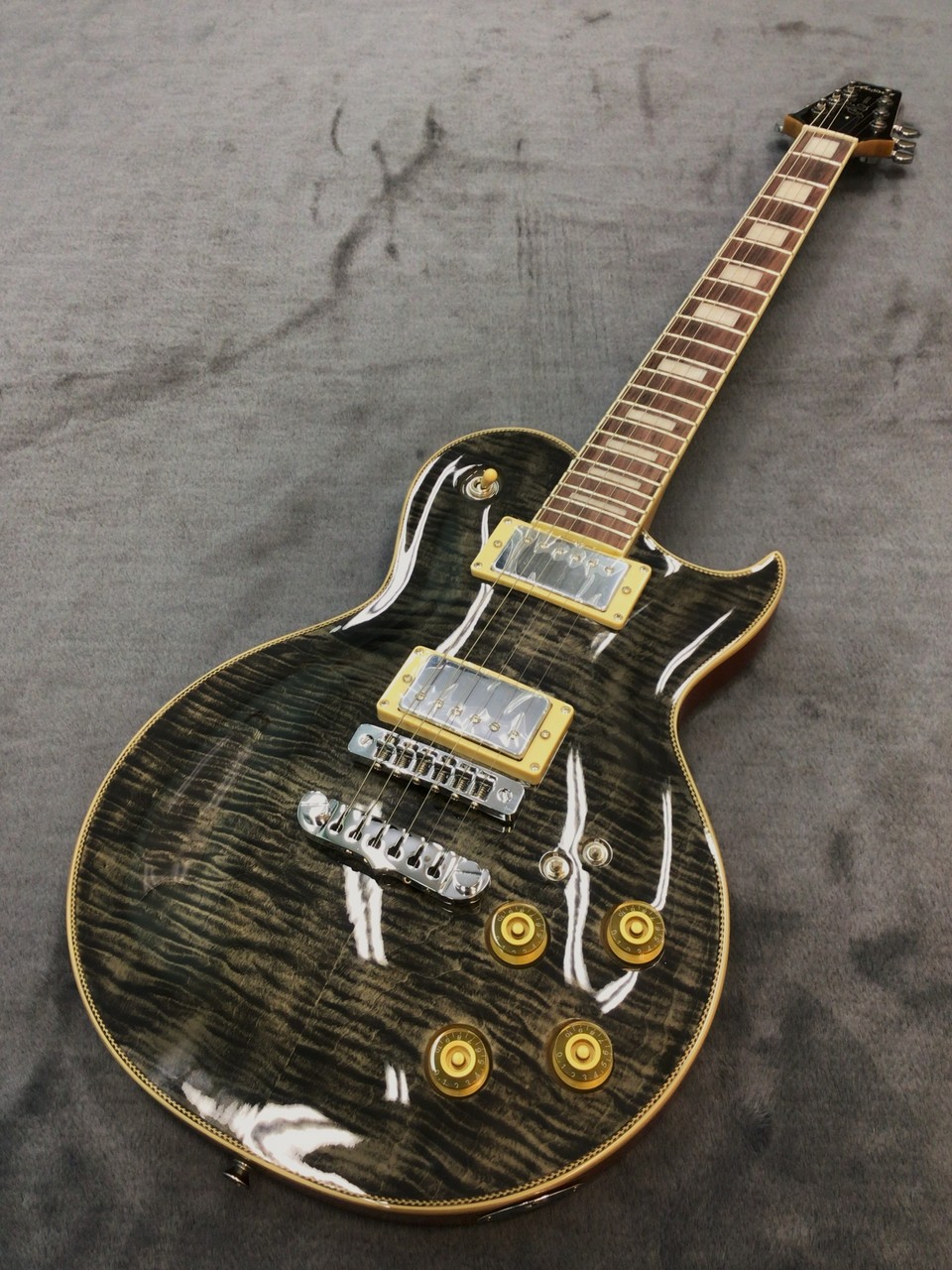 Aria Pro II PE-700 / SBK(See-through Black)（新品/送料無料